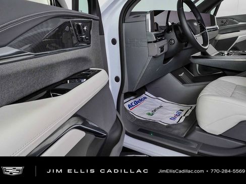 New 2026 Cadillac Escalade IQ Luxury 1 AWD/4WD image 7