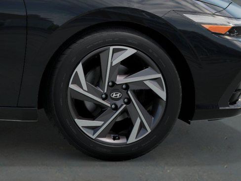 New 2026 Hyundai Elantra Limited FWD image 47