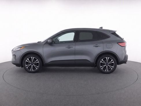 Used 2022 Ford Escape SE w/ SE Sport Appearance Package FWD image 6