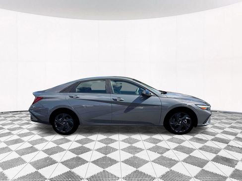 New 2026 Hyundai Elantra Sport FWD image 14