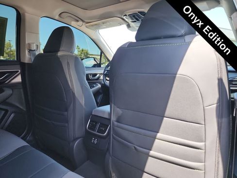 Used 2024 Subaru Outback Onyx Edition AWD/4WD image 16