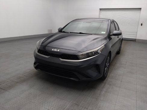 Used 2022 Kia Forte LXS w/ LXS Technology Package FWD image 15