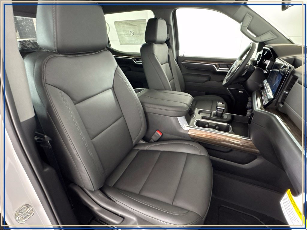 New 2026 Chevrolet Silverado 1500 RST AWD/4WD image 35