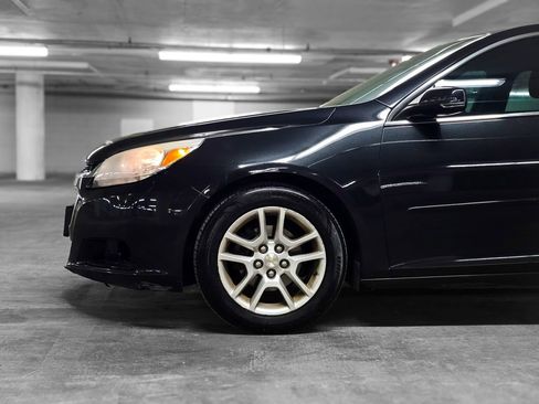 Used 2015 Chevrolet Malibu LT w/ Power Convenience Package image 15