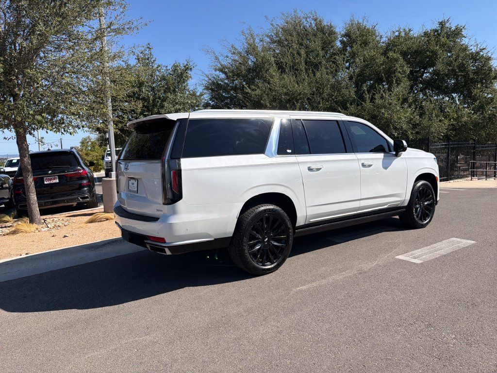 Used 2021 Cadillac Escalade ESV Premium Luxury w/ Driver Assist Tech Package RWD image 9