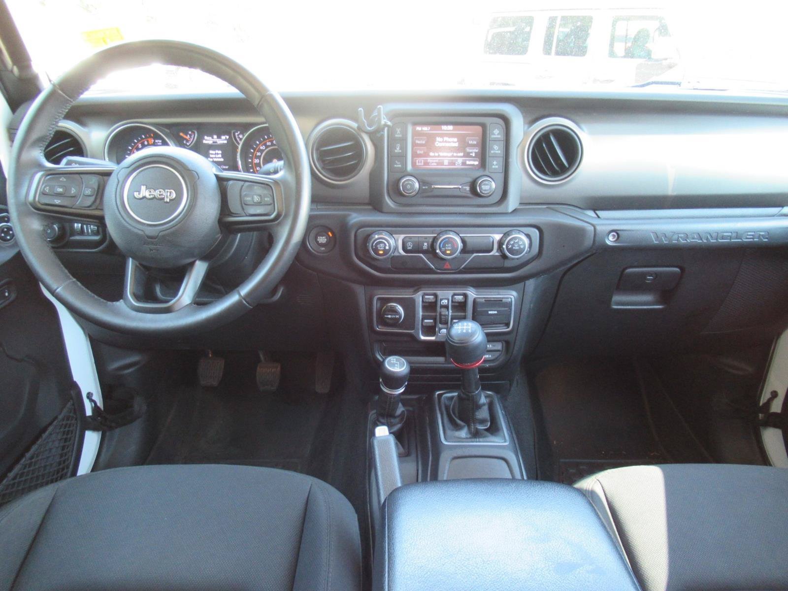 Used 2018 Jeep Wrangler Unlimited Sport S AWD/4WD image 13