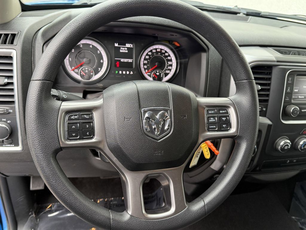 Used 2024 RAM 1500 Classic SLT AWD/4WD image 18