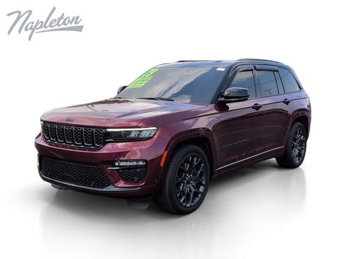 Used 2023 Jeep Grand Cherokee Summit w/ High Altitude Package AWD/4WD image 1