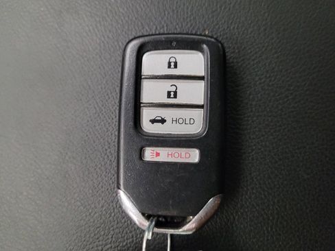 Used 2019 Honda Accord LX image 32