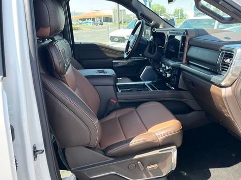 Used 2025 Ford F350 King Ranch AWD/4WD image 35