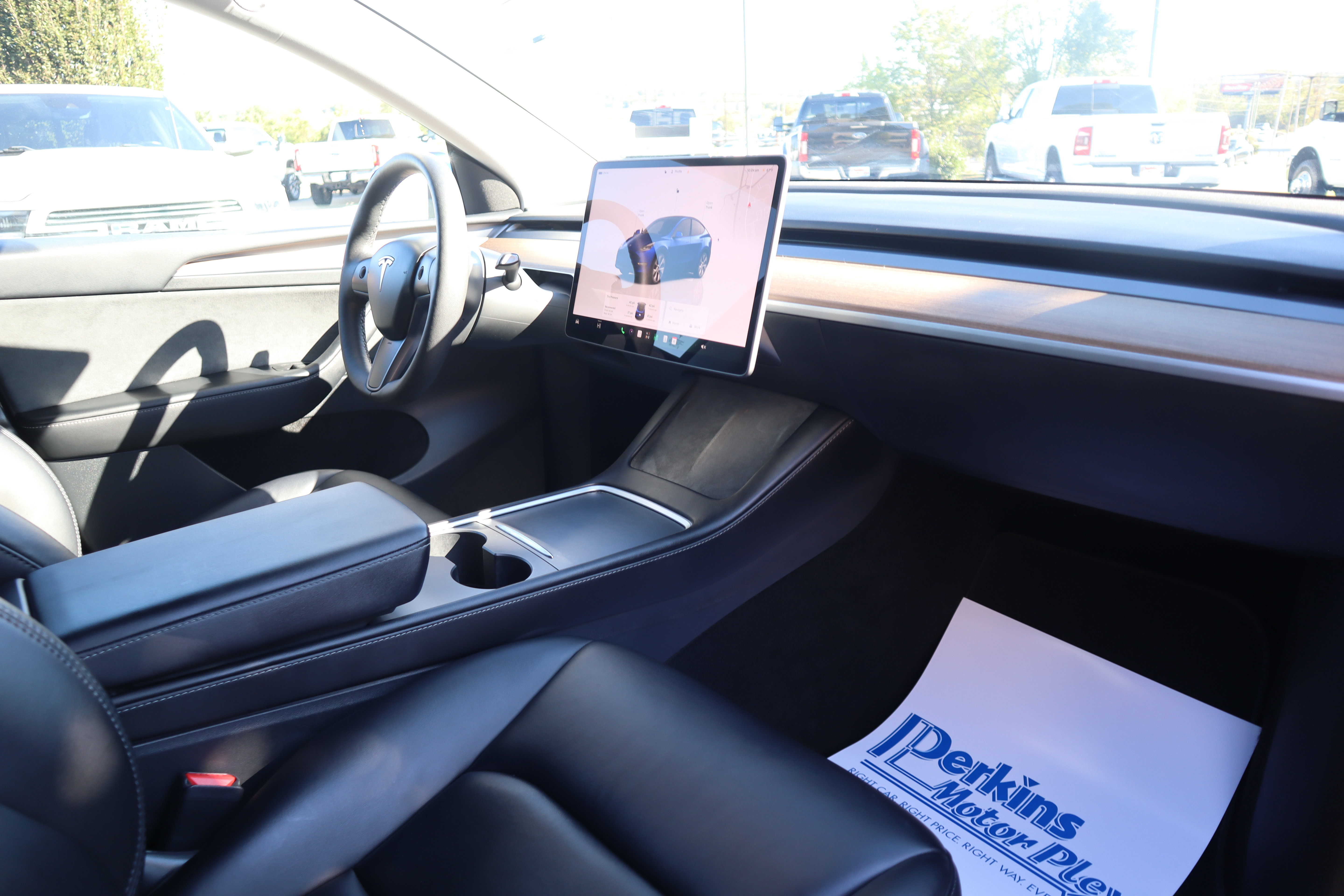 Used 2023 Tesla Model Y Long Range AWD/4WD image 25