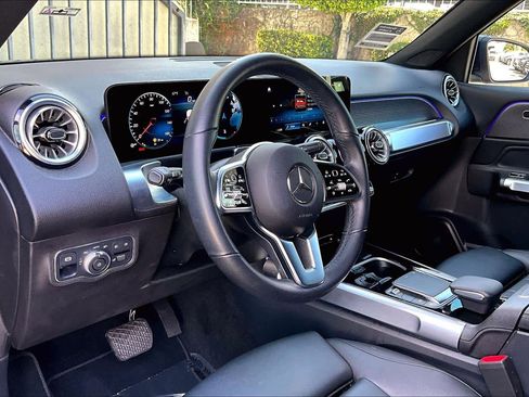 Used 2023 Mercedes-Benz GLB 250 image 17