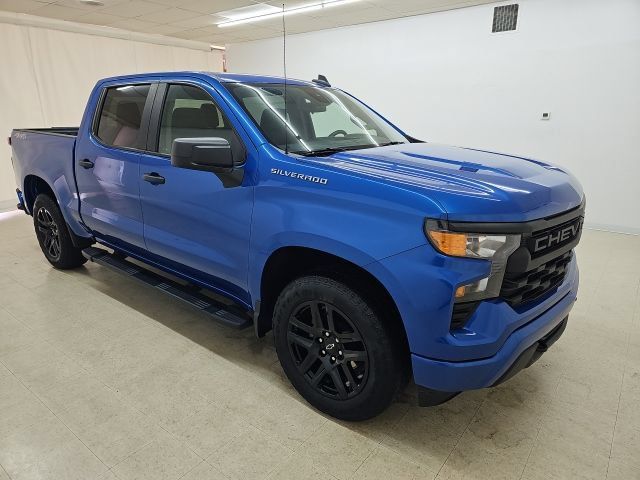 Used 2022 Chevrolet Silverado 1500 Custom AWD/4WD image 14