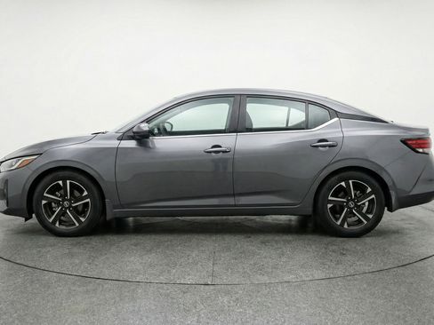 Used 2025 Nissan Sentra SV image 5
