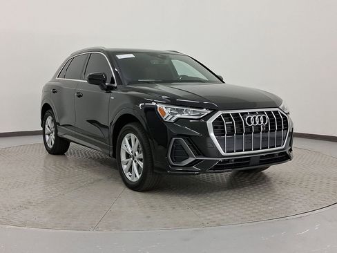 Used 2025 Audi Q3 2.0T Premium w/ Convenience Package AWD/4WD image 7