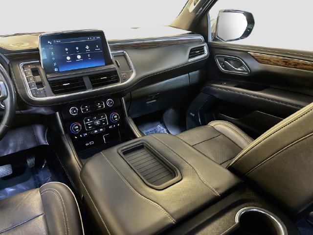 Used 2023 Chevrolet Tahoe Premier AWD/4WD image 23