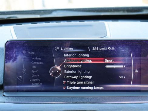 Used 2015 BMW M4 Convertible image 37