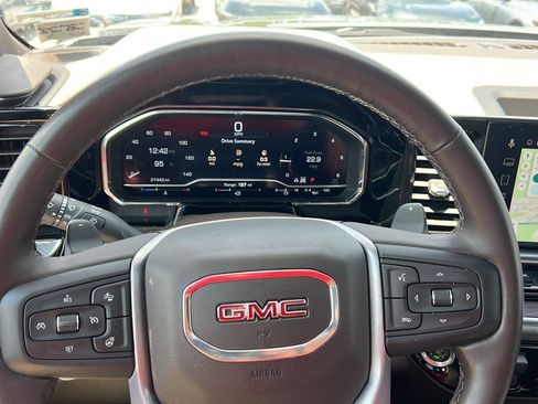 Used 2023 GMC Sierra 1500 SLT w/ SLT Premium Plus Package AWD/4WD image 11