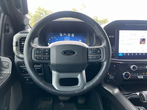 Used 2024 Ford F150 Lariat w/ FX4 Off-Road Package image 40