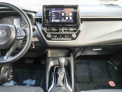 Used 2023 Toyota Corolla LE image 14