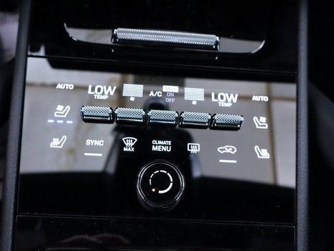 New 2024 Porsche Cayenne image 41