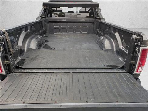 Used 2018 RAM 3500 Laramie image 9