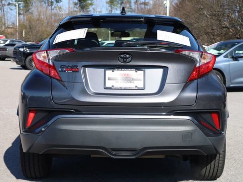 Used 2021 Toyota C-HR Nightshade image 4