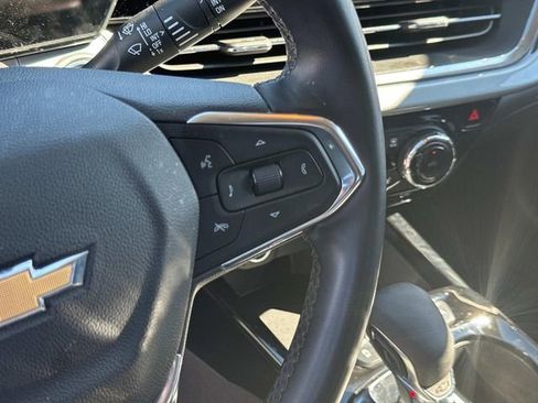 Certified 2024 Chevrolet Trax LT w/ Driver Confidence Package image 26