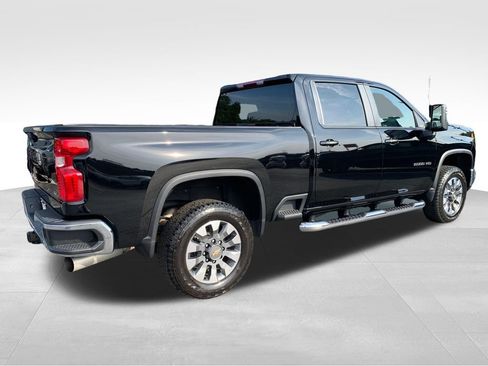 Used 2024 Chevrolet Silverado 2500 LT AWD/4WD image 5