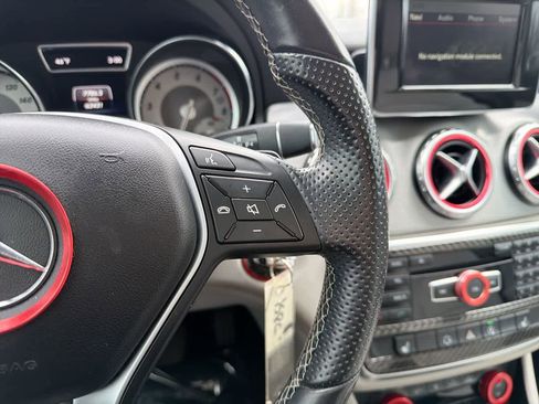 Used 2015 Mercedes-Benz GLA 250 image 30