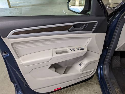 Certified 2023 Volkswagen Atlas SE AWD/4WD image 9