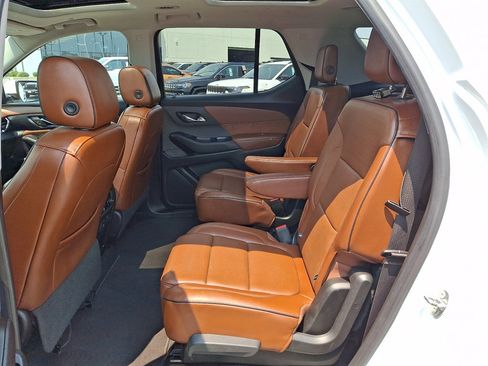Used 2018 Chevrolet Traverse High Country w/ LPO, Cargo Package AWD/4WD image 20