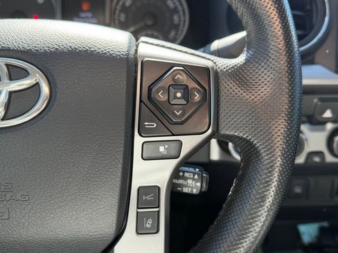 Used 2023 Toyota Tacoma SR5 AWD/4WD image 19