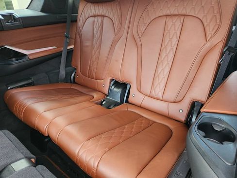 Used 2023 BMW X7 xDrive40i w/ Executive Package AWD/4WD image 32