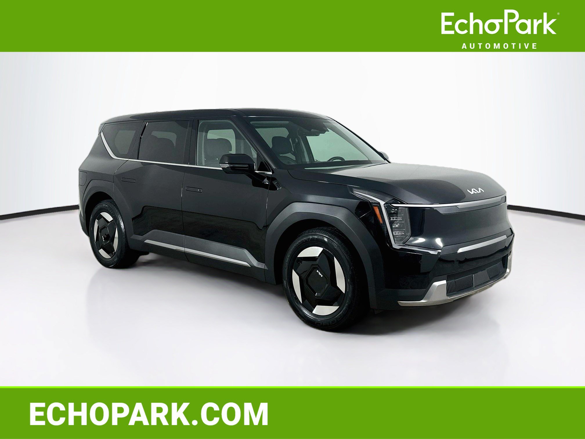 Used 2024 Kia EV9 Light RWD image 1