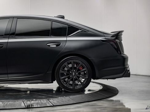 Used 2022 Cadillac CT5 V Blackwing w/ Carbon Fiber Package 2 RWD image 9