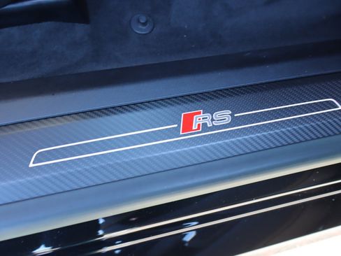 Used 2023 Audi RS e-tron GT image 21