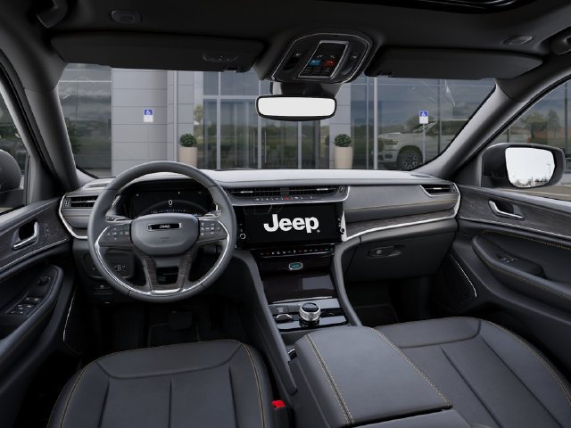 New 2026 Jeep Grand Cherokee Limited AWD/4WD image 14