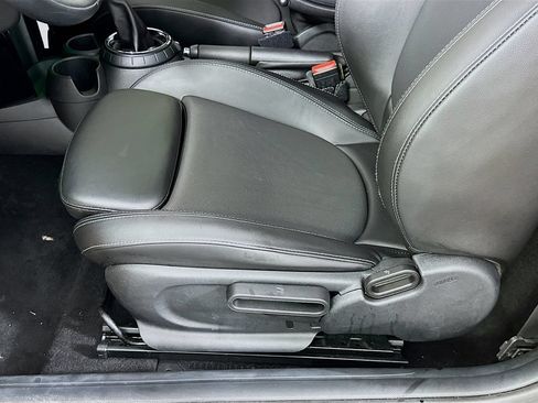 Used 2015 MINI Cooper S FWD image 18