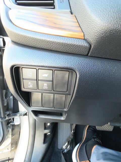 Certified 2017 Honda CR-V EX-L image 6