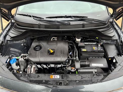 Used 2025 Kia Soul LX w/ LX Technology Package image 32