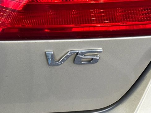 Used 2015 Honda Accord EX-L image 8