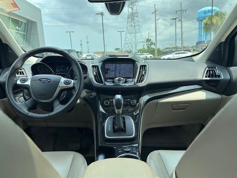 Used 2014 Ford Escape Titanium FWD image 11