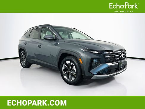 Used 2025 Hyundai Tucson SEL FWD image 1
