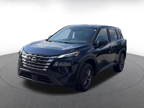 Used 2026 Nissan Rogue SV FWD image 7