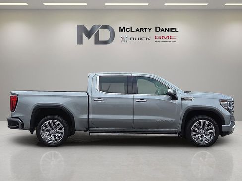 Used 2023 GMC Sierra 1500 Denali w/ Denali Reserve Package image 6