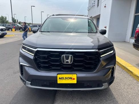 Used 2024 Honda Pilot Elite image 2