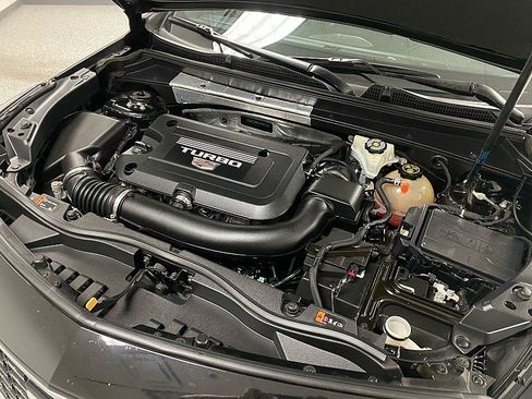 Used 2020 Cadillac XT4 Premium Luxury w/ Driver Awareness Package image 16