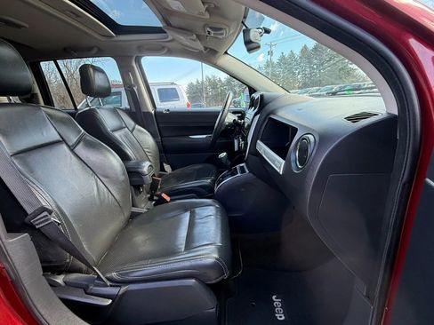 Used 2017 Jeep Compass High Altitude image 32