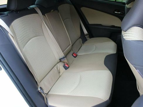 Used 2016 Toyota Prius Two FWD image 19